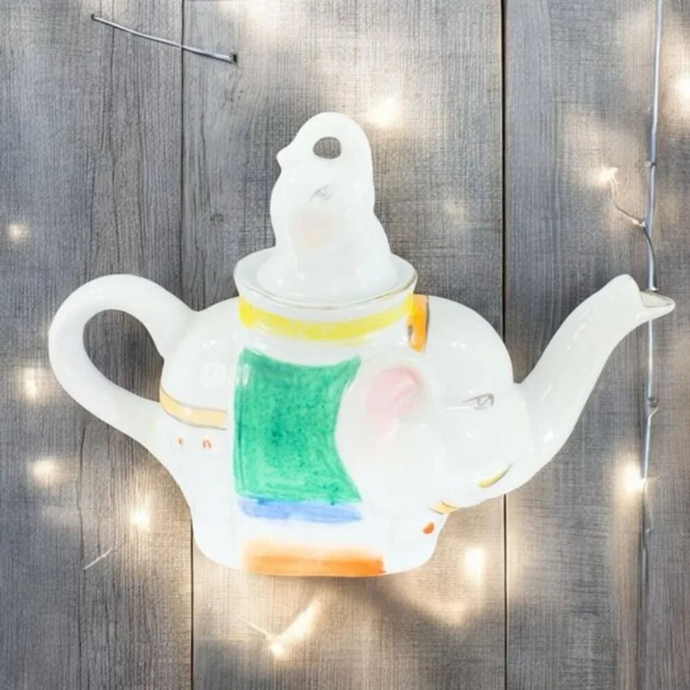 Vintage Pier 1 Ceramic Elephant Shape Carafe Teapot With Lid Oriental Style VTG